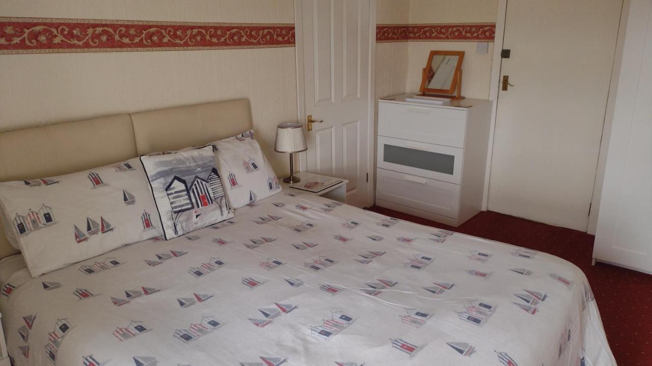 The Kathrene Second Floor Sea View Apartment Fleetwood Exterior foto